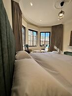 1 Antika Jabalal-lovebdeh