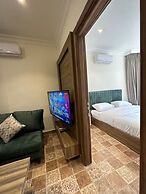 1 Antika Jabalal-lovebdeh