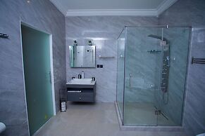 The Pearl Luxury Apartments