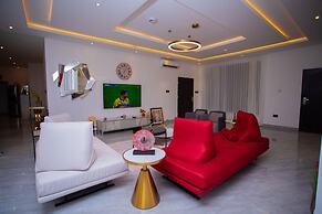 The Pearl Luxury Apartments