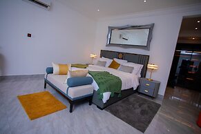 The Pearl Luxury Apartments