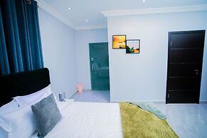 The Pearl Luxury Apartments