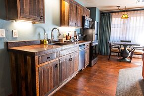 Mount Lemmon Lodge