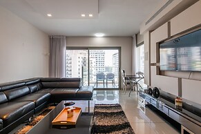 Luxury Tower parking Shopping Mall 2BR
