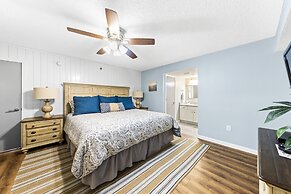 Phoenix Iv 4001 3 Bedroom Condo