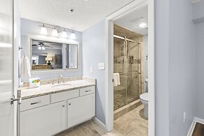 Phoenix Iv 4001 3 Bedroom Condo