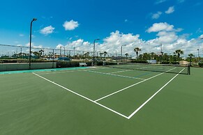 Phoenix Iv 4001 3 Bedroom Condo