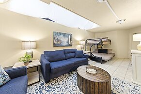 Phoenix Iv 4001 3 Bedroom Condo