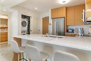 Sky Ala Moana 2307 1 Bedroom Condo by RedAwning