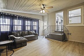 Charming Retreat In The Heart Of Des Plaines 3 Bedroom Residence by Re