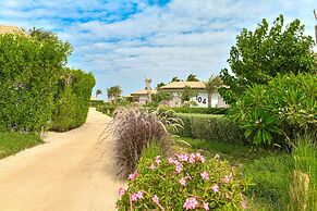Tawila Island Resort