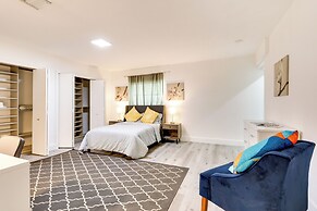 Spacious + Serene Miami Home: Walk to Metrorail!