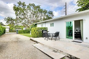 Spacious + Serene Miami Home: Walk to Metrorail!