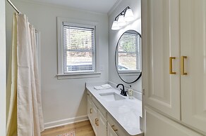 Centrally Located Home ~ Steps to Oxford Square!