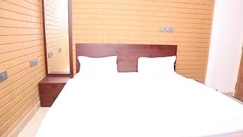 Smilestay Shree Jayaganga Arcade