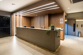 Momax Hotel