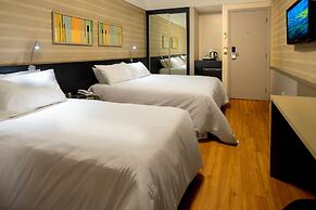 Momax Hotel
