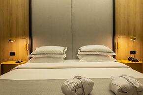 Momax Hotel