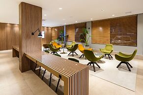 Momax Hotel