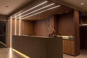 Momax Hotel