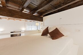 Piazza Navona 5 people - Savelli