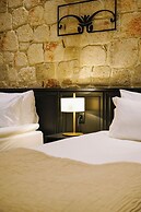 Belmondo Suites Old Town