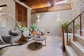 Belmondo Suites Old Town