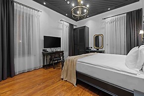 Belmondo Suites Old Town