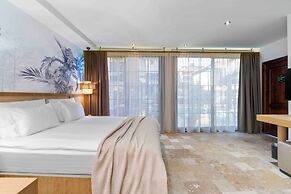 Belmondo Suites Old Town