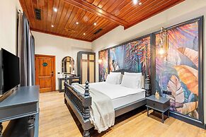 Belmondo Suites Old Town