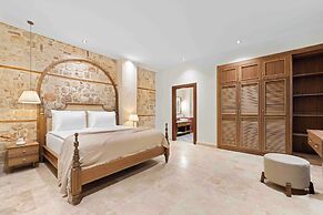 Belmondo Suites Old Town