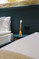 Belmondo Suites Old Town