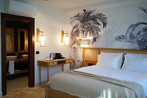 Belmondo Suites Old Town