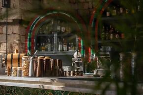 Belmondo Suites Old Town