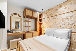 Belmondo Suites Old Town