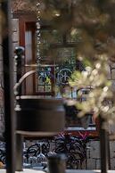 Belmondo Suites Old Town