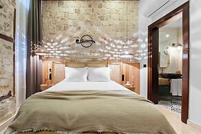 Belmondo Suites Old Town