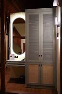 Belmondo Suites Old Town