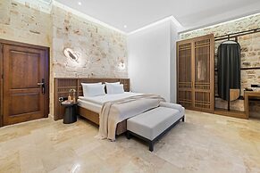 Belmondo Suites Old Town