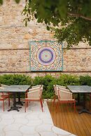 Belmondo Suites Old Town