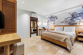 Belmondo Suites Old Town