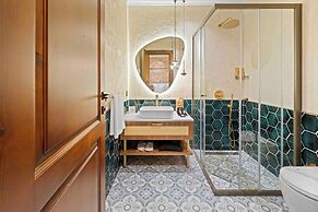 Belmondo Suites Old Town