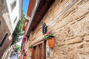 Belmondo Suites Old Town