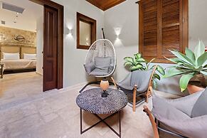 Belmondo Suites Old Town