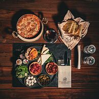 Belmondo Suites Old Town