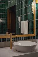 Belmondo Suites Old Town