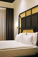 Belmondo Suites Old Town