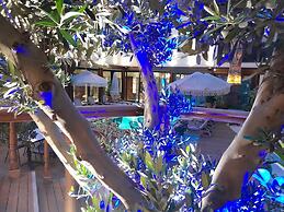Belmondo Suites Old Town