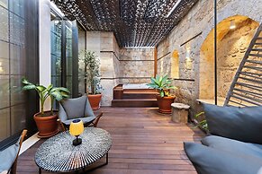 Belmondo Suites Old Town