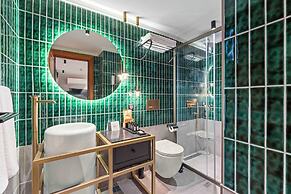 Belmondo Suites Old Town